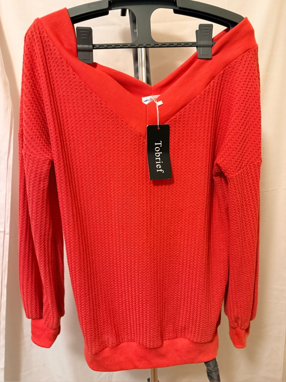 NWT Tobrief Women's Size Small Orange/Red V-Neck waffle Knit Shirt
